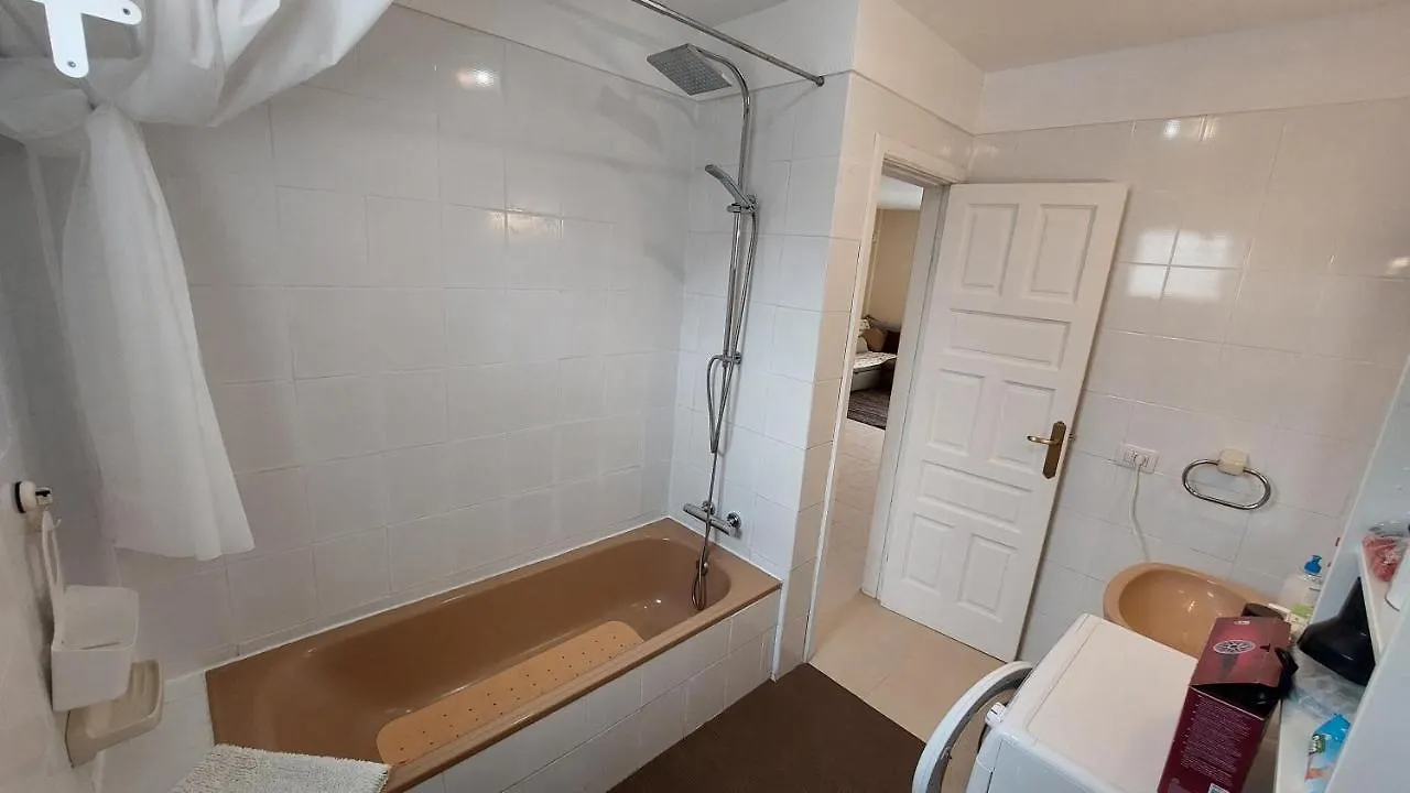 South Tenerife 2 Bedrooms With Sunny Terrace And Amazing Views To Teide And Pool Costa Del Silencio